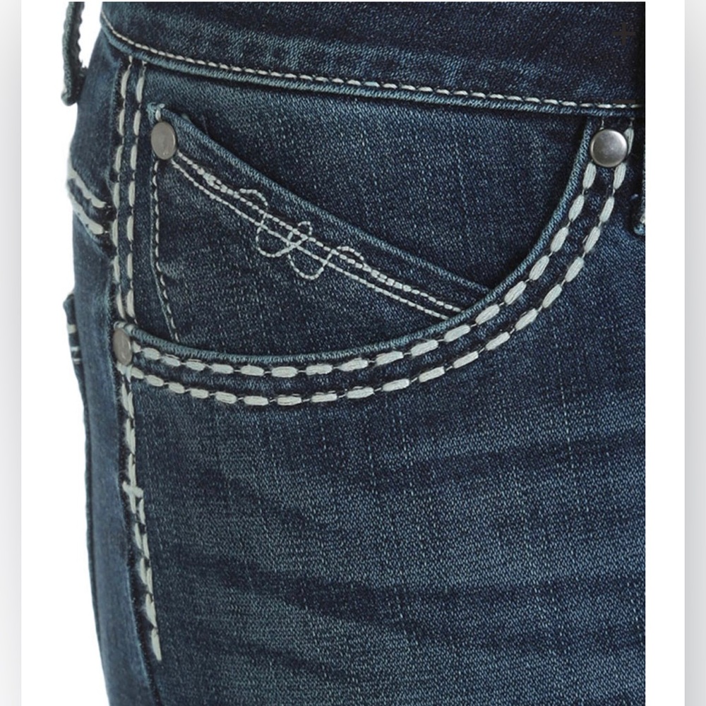Wrangler Women's Shiloh Ultimate Riding Jeans - 10WRS40TA size 32 - Picture 4 of 16
